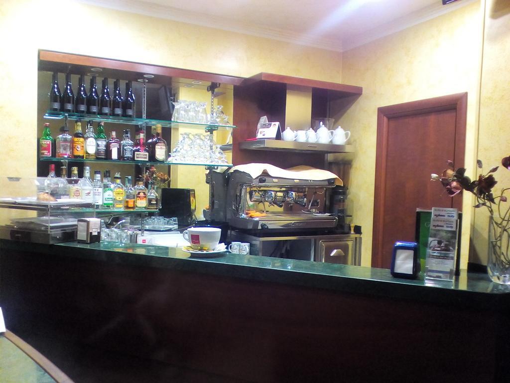 Pino Hotel Джиццерия Экстерьер фото